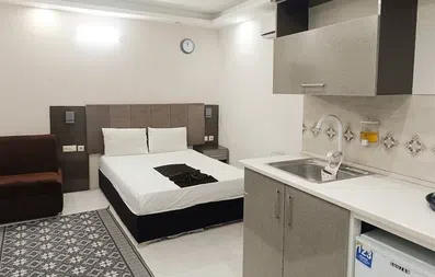 اتاق 2 تخته در هتل آپارتمان یزدان مشهد با امکان آشپزی