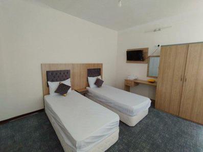 اتاق 2 تخته توئین مهمانپذیر آراسته قم | یوتراوز