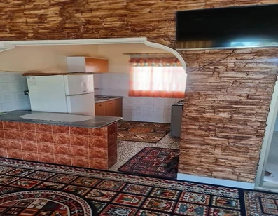 اتاق و اشپزخانه