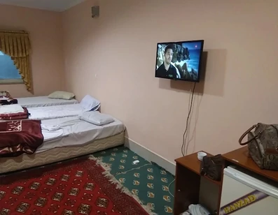 اتاق خواب 2 تخته با تلویزیون
