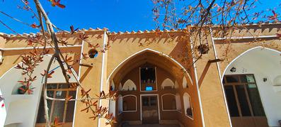 Khanemadari-Esfahan_37322