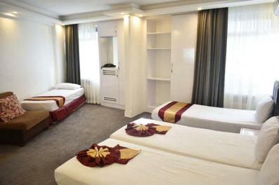 اتاق چهارتخته هتل خورشید مشهد