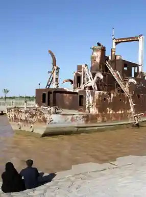 کشتی زمان جنگ اروند خرمشهر | یوتراوز