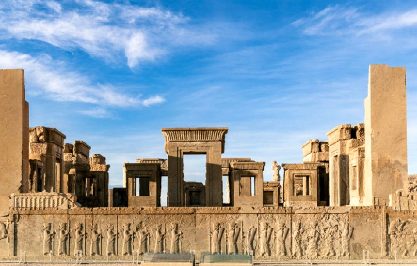 لذت تجربه سفر به یاسوج از مسیر شیراز