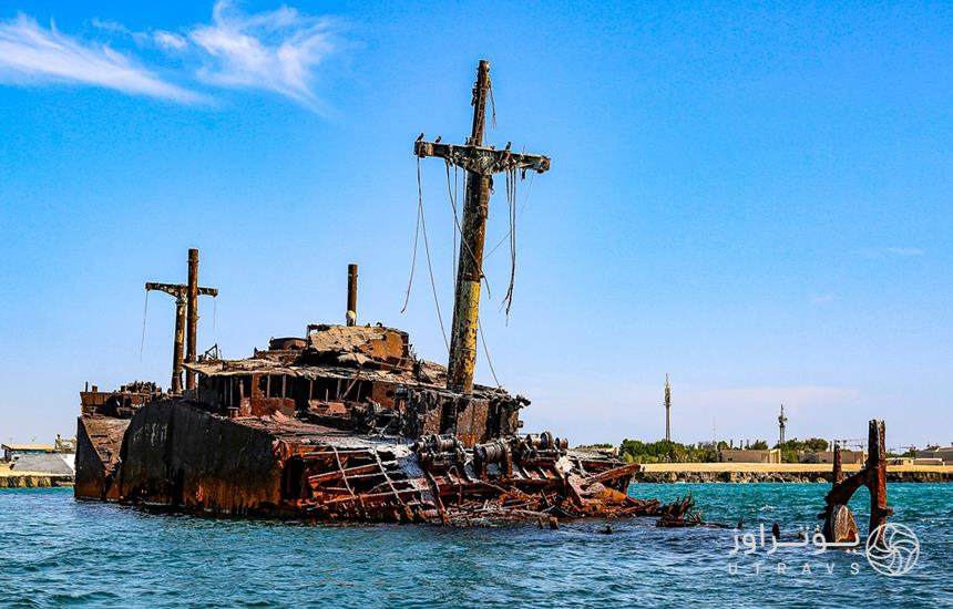 تازه ترین عکس از کشتی یونانی کیش کشتی یونانی کیش؛ مهمان ناخوانده خلیج فارس!