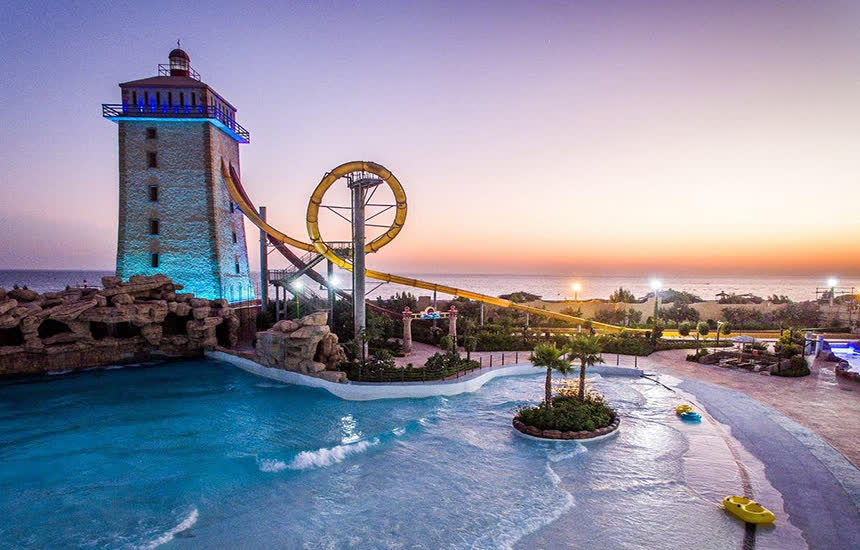 پارک آبی اوشن کیش کشتی یونانی کیش؛ مهمان ناخوانده خلیج فارس!