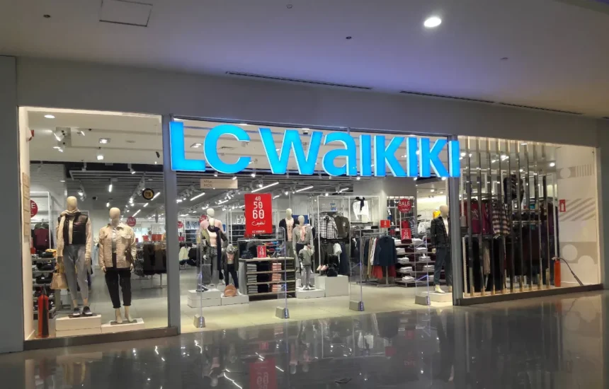 فروشگاه السیوایکیکی در پاساژ سیتی سنتر اصفهان