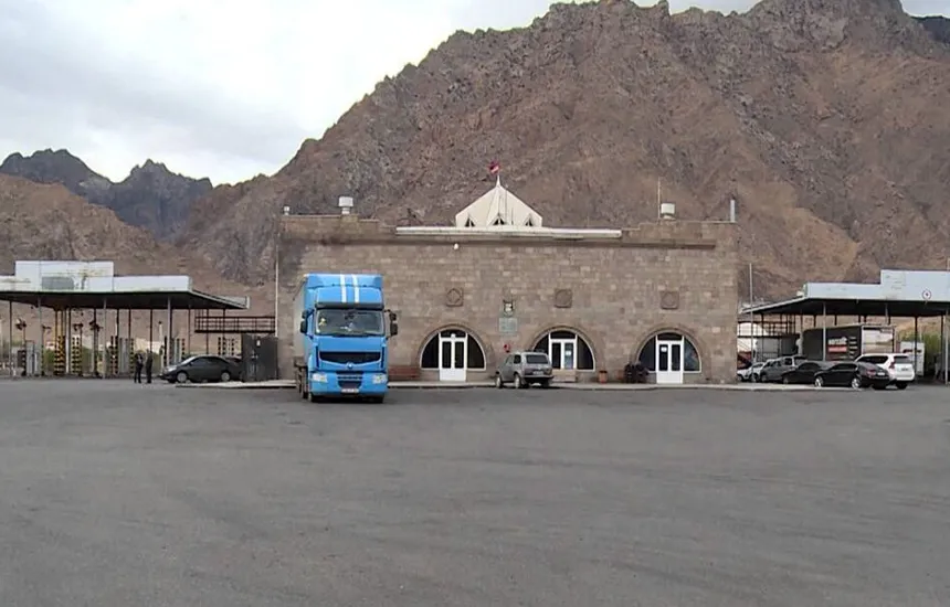 پایانه مرزی ایران و ارمنستان در سمت ارمنی