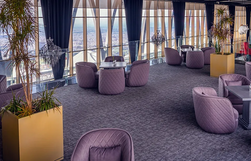 رستوران اسکای لانژ هتل اسپیناس تهران