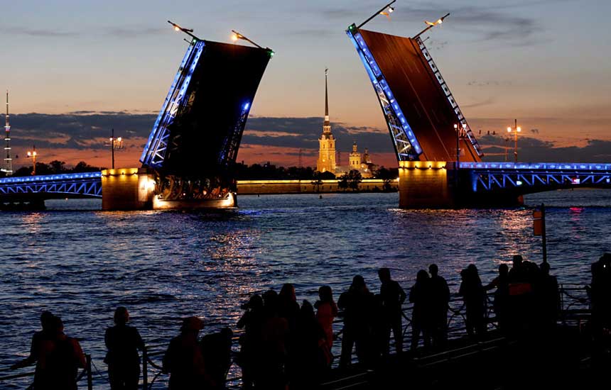 شب های سفید روسیه؛ تجربه‌ای جادویی در سن پترزبورگ